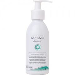 AKNICARE CLEANSER / GEL RỬA MẶT VÀ TRỊ MỤN