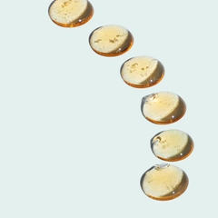 CLEAR CELL CLARIFYING SALICYLIC BLEMISH GEL / GEL CHẤM MỤN VÀ GIẢM VIÊM CẤP TỐC CHƯA 2% SALICYLIC VÀ ZINC PCA