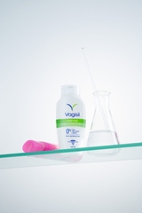 VAGISIL SENSITIVE DAILY INTIMATE WASH: Dung Dịch Vệ Sinh Dịu Nhẹ - Cân Bằng pH & Bảo Vệ Vùng Kín Nhạy Cảm