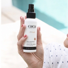 GIGI CITY NAP FRESH WATER MIST / SERUM DẠNG XỊT CẤP ẨM TỨC THÌ, LÀM DỊU DA 