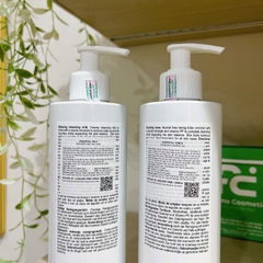 COMFORT ZONE ESSENTIAL MAX SIZE KIT – BỘ SẢN PHẨM LÀM SẠCH DA ESSENTIAL MILK 380ML & ESSENTIAL TONER 380ML