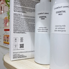 COMFORT ZONE ESSENTIAL MAX SIZE KIT – BỘ SẢN PHẨM LÀM SẠCH DA ESSENTIAL MILK 380ML & ESSENTIAL TONER 380ML
