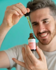 PURE & CARE NIACINAMIDE + PANTHENOL / TINH CHẤT GIÚP GIẢM DẦU THỪA, MỤN VÀ MẨN ĐỎ HIỂU QUẢ