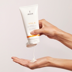 VITAL C HYDRATING HAND & BODY LOTION / KEM DƯỠNG TOÀN THÂN CHỐNG LÃO HÓA VÀ DƯỠNG ẨM SÂU
