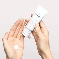 AGELESS TOTAL RESURFACING MASQUE / MẶT NẠ LÀM SẠCH SÂU, GIẢM BÍT TẮC VÀ LÀM SÁNG DA