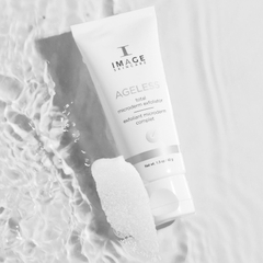AGELESS TOTAL MICRODERM EXFOLIATOR / TẨY TẾ BÀO CHẾT VI TINH THỂ LOẠI BỎ SỪNG CHỨA PHỨC HỢP AHA & PHA