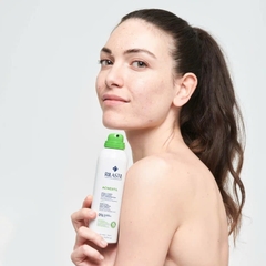 RILASTIL ACNESTIL BODY SPRAY: Xịt Cơ Thể Đặc Trị Mụn, Thâm & Không Đều Màu - Thanh Lọc, Làm Dịu Da
