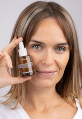 Transparent Lab Super C Serum – Tinh Chất Dưỡng Sáng, Hỗ Trợ Làm Mờ Dấu Hiệu Tuổi Tác Và Giúp Da Đều Màu Rạng Rỡ