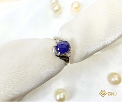 Nhẫn bạc đính đá Sapphire xanh thiên nhiên Lục Yên.