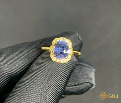 Nhẫn vàng đính đá Spinel xanh tự nhiên
