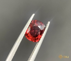 Viên đá Garnet tự nhiên