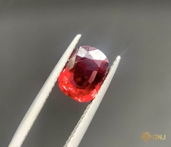 Viên đá Garnet tự nhiên