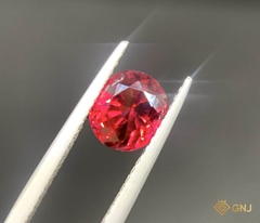 Viên đá Garnet tự nhiên