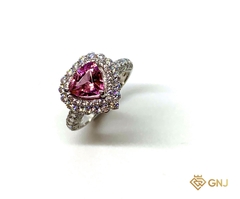 Nhẫn đá Tourmaline hồng tím tam giác