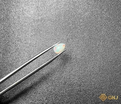 Viên đá Opal tự nhiên