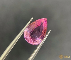 Viên đá Spinel tự nhiên