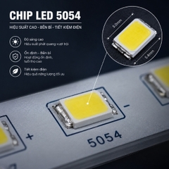 Đèn Pha Năng Lượng Mặt Trời 300W Chống Chói, Đạt Chuẩn IP65 FL1300