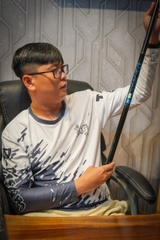 Cần KOI Showa Tổng Hợp 5H 28i - Chất Liệu Carbon Cao Cấp - Nhẹ - Giữ Cá Tốt - Có size 3m6 - 3m9 - 4m5 - 5m4