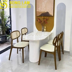 Bàn Ăn Ovaltine Wood DT33