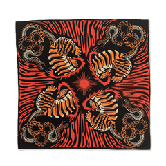 Bandana "Đuôi Lọt"