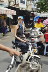 Khăn Lụa Bạtdana