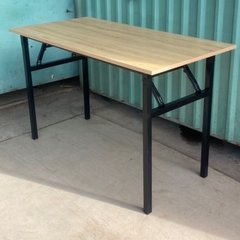 Bàn làm việc gấp gọn