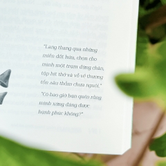 Sách - Vườn Nhà Có Nắng Trong Lòng Nở Hoa