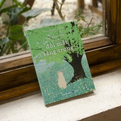 Sách - Tập Nhìn Đời Bằng Đôi Mắt Sáng Trong