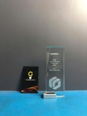 Cúp vinh danh đối tác