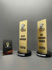 Cúp bi trao giải
