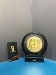 Cúp trống đồng Meta - đậm hồn cốt Việt