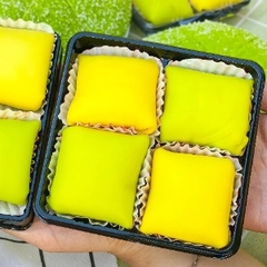 Bánh Crep Sầu Riêng - ドリアン味クレープ Hộp 250g - 4 Bánh