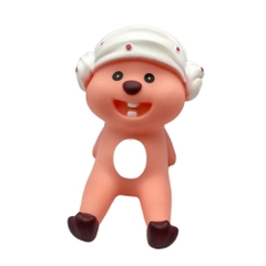 Mô Hình Gấu Dâu Ngồi đội khăn tắm -  Cao 12cm -  nặng : 100gram - SKU : sh800e