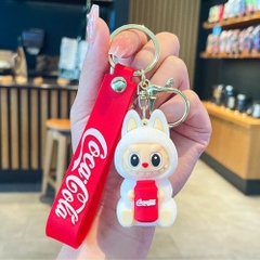 Móc Khóa labubu Trắng ôm cocacola  siêu dễ thương . Dây móc dài : 10cm - Mô Hình Cao : 6cm- Nặng 50gram - K75-T6-S3