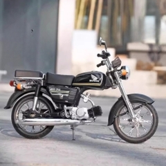 Mô Hình Xe honda CD50 đen tỉ lệ 1:10 Hợp kim - bánh sau chạy cót - Dài 20cm - rộng 9cm - cao 12cm - nặng : 200gram - FULL BOX : box màu SKU : oto478a - K63-T5-S8