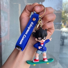 Móc Khóa Conan Trượt ván . Dây móc dài : 10cm - Mô Hình Cao : 7cm - Nặng 50gram - K75-T2-S8