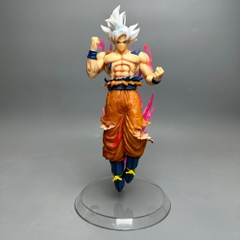 Mô Hình Dragon Ball  songoku vô cực tóc trắng cởi trần dang tay - Cao 24cm - Nặng 300gram - Figure DragonBall - No box - N1-K37-T1-S11