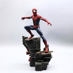 Mô Hình Spider-Man Đứng Tường - Cao 22cm - Nặng 566gram - Figure Người Nhện Marvel - Hộp Màu - box màu - K21-T3-S3
