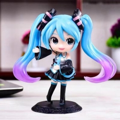 Mô Hình Hatsune Miku chibi váy xanh tóc xanh - Cao 16cm - nặng 300gram - Figure Miku - Bọc Túi - No Box -  N1-K31-T3-S2