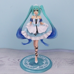 Mô Hình Hatsune Miku váy xanh cầm váy - Cao 20cm - nặng 300gram - Figure Miku - Bọc Túi - Box màu  - K21-T2-S4