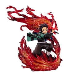 Mô hình đồ chơi - Kamado Tanjirou trạng thái chiến đấu - hiệu ứng kiếm lửa -  Kimetsu No Yaiba - Có Hộp Màu - N1-K37-T4-S10 (N5)