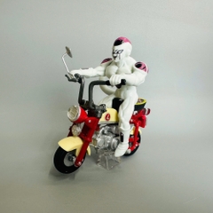 Mô Hình DragonBall frieza lái xe máy cao 12cm nặng 300g , Figure DragonBall - Hộp Màu - N1-K8-T3-S2