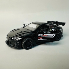 Mô Hình xe GTR Đen tỉ lệ 1:36 Hợp kim có thể mở cửa - bánh sau chạy cót - Dài 11cm - rộng 5cm - cao 5cm - nặng : 500gram - FULL BOX : box màu SKU : oto247