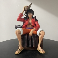 Bản Cao Cấp - Mô Hình OnePiece Luffy áo choàng ngồi thùng + tay thay thế - Cao 18cm - Nặng 600gram , Figure OnePiece - Full Box - N1-K38-T3-S2