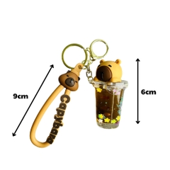 móc khóa capy bara hình cốc- Dây móc dài : 9cm - Mô Hình Cao : 6cm - Nặng : 50gram - No Box : bọc túi OPP N3- K62-T4- S1