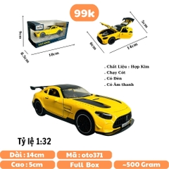 Mô Hình xe Mec vàng AMG tỉ lệ 1:32 Hợp kim có thể mở cửa - bánh sau chạy cót - Dài 14cm - rộng 6cm - cao 5cm - nặng : 500gram - FULL BOX : box màu SKU : oto371 n3-k2-t2-s2
