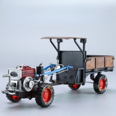 Mô Hình Máy Cày 1960 , tỉ lệ 1:24 Hợp kim có thể mở cửa - bánh sau chạy cót - Có Âm Thanh - Dài 26cm- rộng 7cm - cao 10.5cm - nặng : 540gram - FULL BOX : box màu SKU : oto490