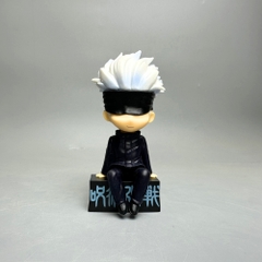 Mô Hình Gojo Satoru bịt mắt dáng ngồi - Cao 11cm - nặng 100Gram - Hộp Màu : bọc túi OPP - Figure anime Jujutsu Kaisen