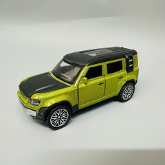 Mô Hình Ran Rover Defender  Xanh Rêu- tỉ lệ 1:36 Hợp kim có thể mở cửa - bánh sau chạy cót - Dài 12cm - rộng 5cm - cao 4cm - nặng : 100gram - FULL BOX : box màu SKU : oto109 - N3-K11-T4-S4