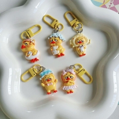 Combo 5 móc khóa vịt dễ thương - Dây móc dài : 3.5cm - Mô Hình Cao : 3.5cm - Nặng : 30gram - No Box : bọc túi OPP K78-T5-S8